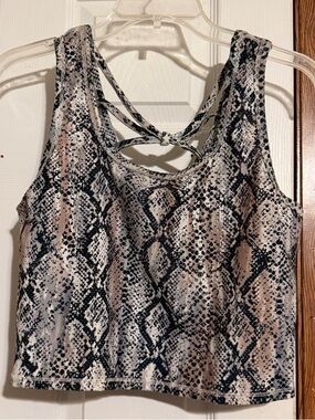 Flexure Bodywear Snake Print Exercise Top pre-owned size L Length 17.5”